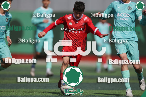 پرسپولیس ۰ (۴) - (۲) ۰ پیکان