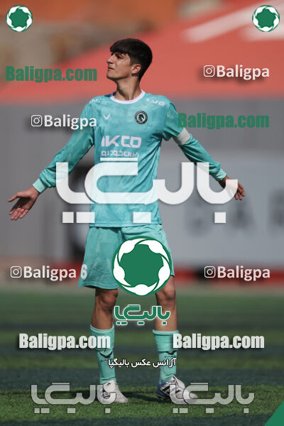 پرسپولیس ۰ (۴) - (۲) ۰ پیکان