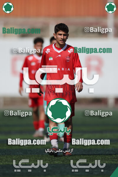 پرسپولیس ۰ (۴) - (۲) ۰ پیکان