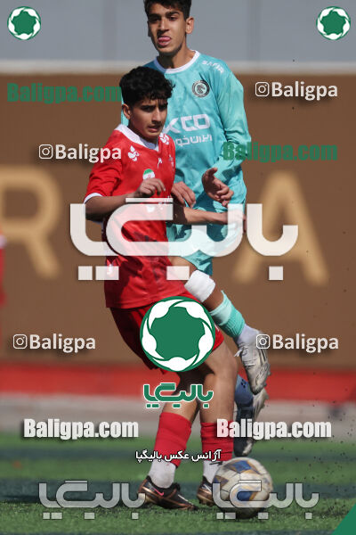 پرسپولیس ۰ (۴) - (۲) ۰ پیکان