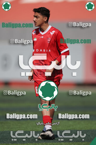 پرسپولیس ۰ (۴) - (۲) ۰ پیکان