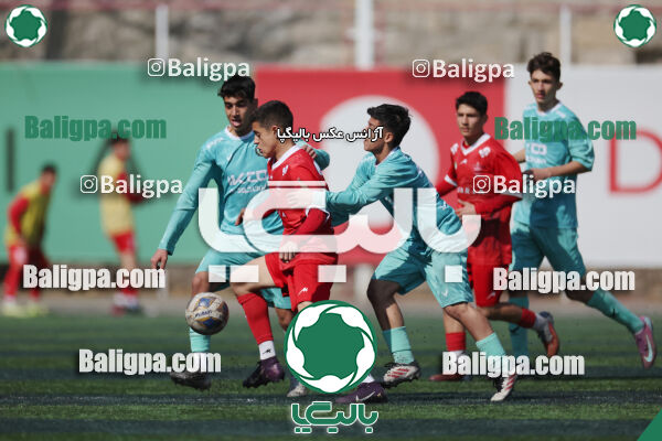 پرسپولیس ۰ (۴) - (۲) ۰ پیکان