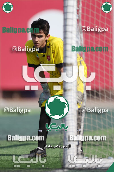 پرسپولیس ۰ (۴) - (۲) ۰ پیکان