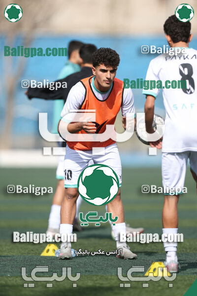 استقلال 2 - 3 پیکان
