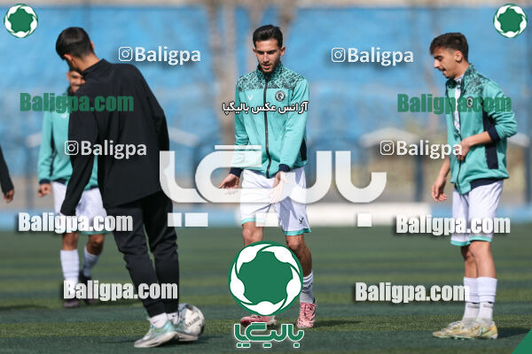 استقلال 2 - 3 پیکان