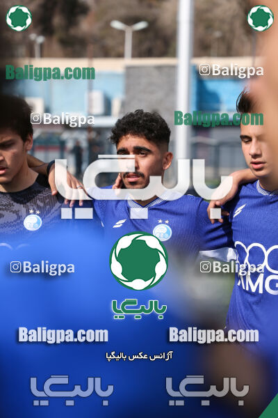 استقلال 2 - 3 پیکان