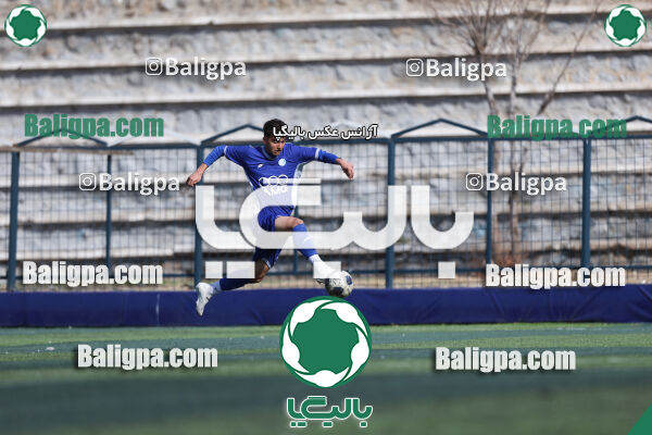 استقلال 2 - 3 پیکان