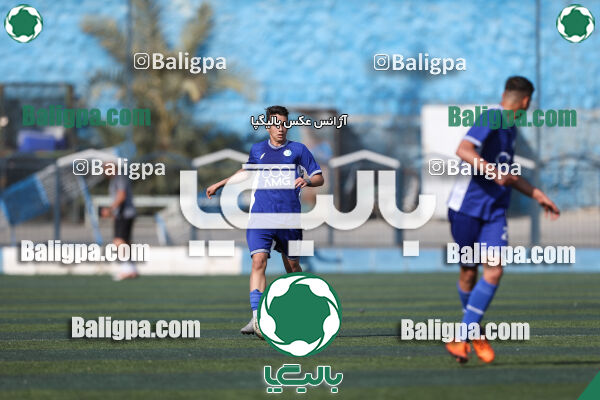 استقلال 2 - 3 پیکان