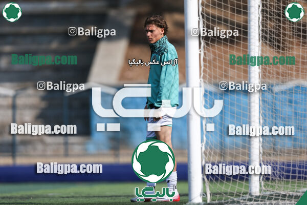 استقلال 2 - 3 پیکان