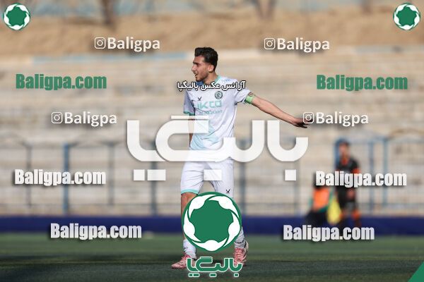 استقلال 2 - 3 پیکان