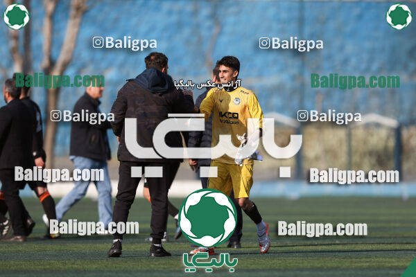 استقلال 2 - 3 پیکان
