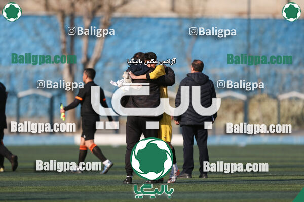 استقلال 2 - 3 پیکان
