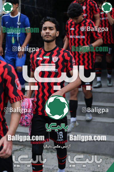 کیا ۰ - ۳ شهروند جوان نور