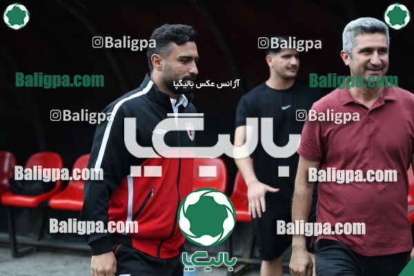 کیا ۰ - ۳ شهروند جوان نور