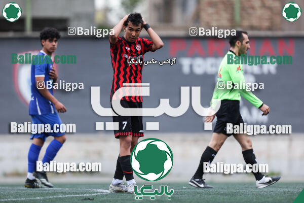 کیا ۰ - ۳ شهروند جوان نور
