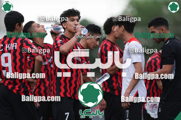 کیا ۰ - ۳ شهروند جوان نور