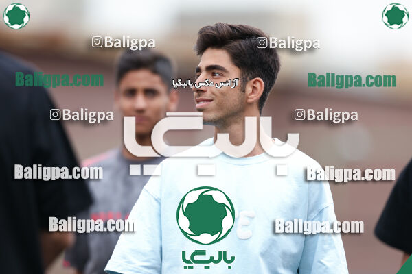 کیا ۰ - ۳ شهروند جوان نور