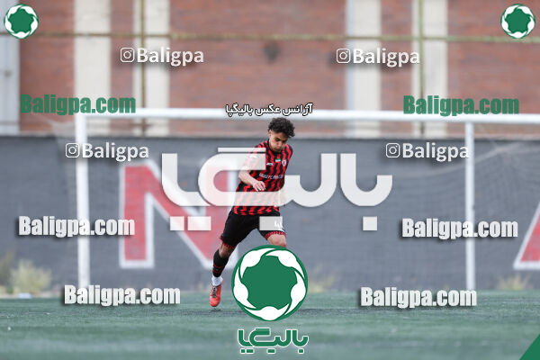 کیا ۰ - ۳ شهروند جوان نور