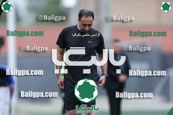 کیا ۰ - ۳ شهروند جوان نور