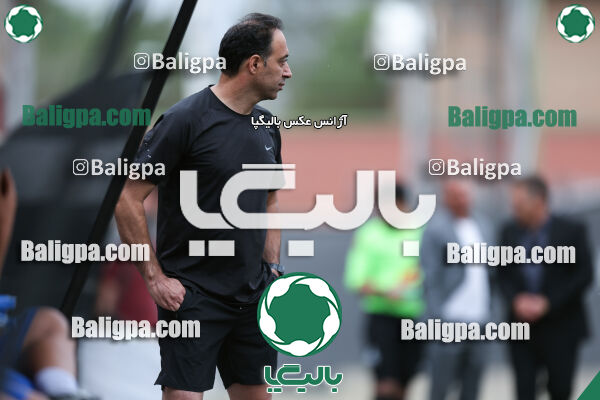 کیا ۰ - ۳ شهروند جوان نور