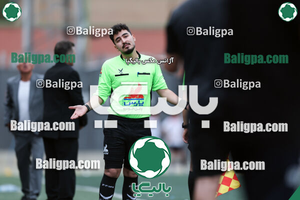 کیا ۰ - ۳ شهروند جوان نور