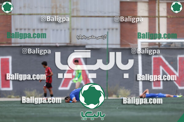 کیا ۰ - ۳ شهروند جوان نور
