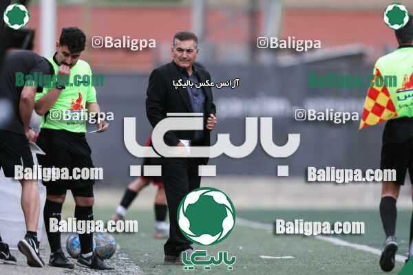 کیا ۰ - ۳ شهروند جوان نور