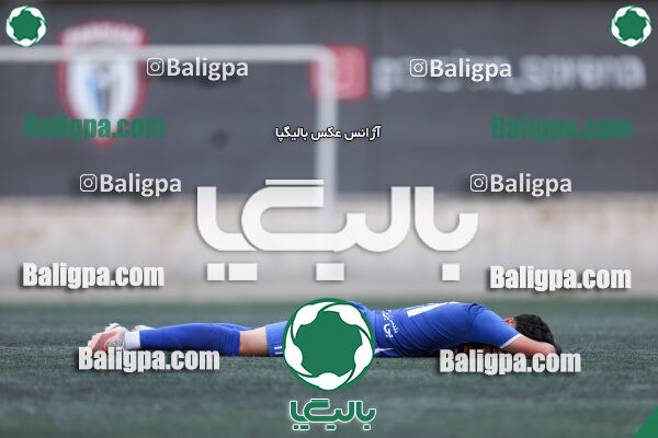 کیا ۰ - ۳ شهروند جوان نور