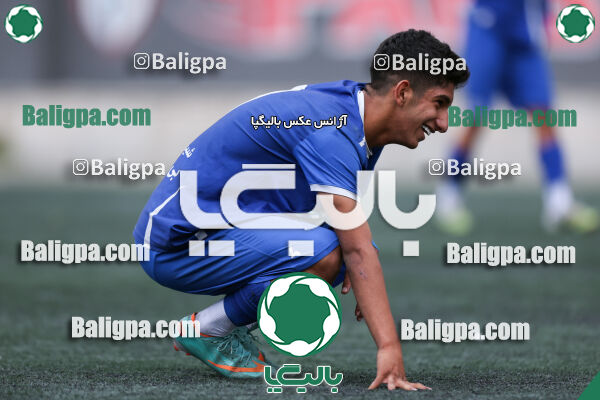 کیا ۰ - ۳ شهروند جوان نور