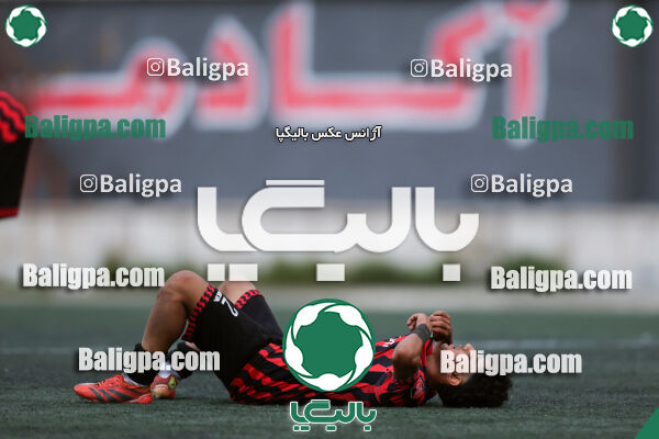 کیا ۰ - ۳ شهروند جوان نور