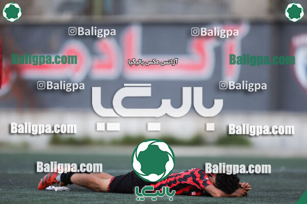 کیا ۰ - ۳ شهروند جوان نور