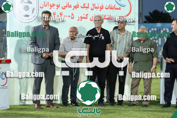 مراسم اهدای جام قهرمانی تیم فوتبال سپاهان