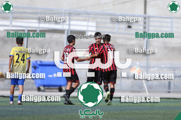 پارس اوژن تابان 16–0 آرمان آفرینان نسل جدید