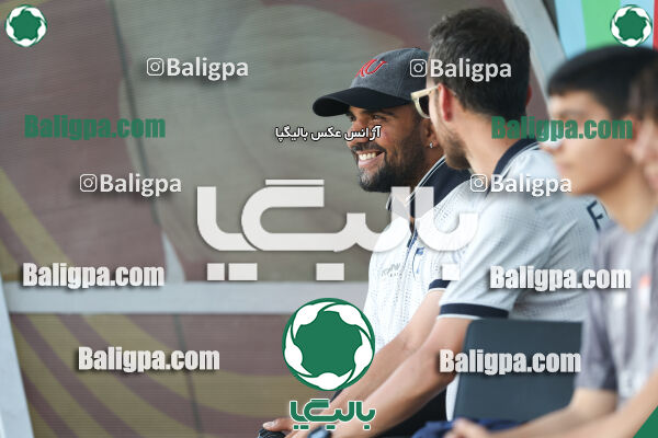 پارس اوژن تابان 16–0 آرمان آفرینان نسل جدید