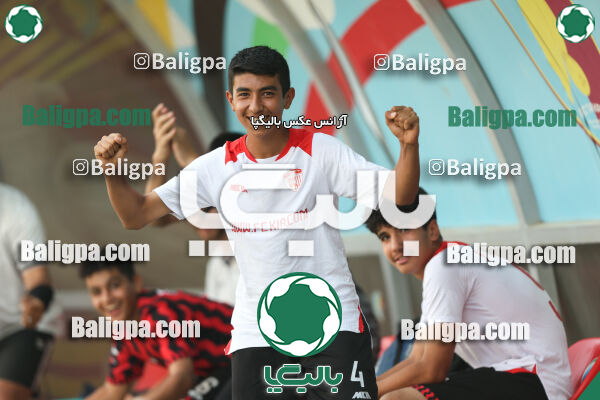 پارس اوژن تابان 16–0 آرمان آفرینان نسل جدید