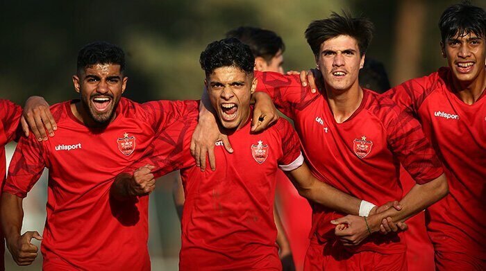 دژ ۳۴ ۰–۱ پرسپولیس