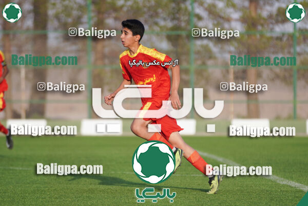 سنگ آهن نوین 1–1 نوین فولاد یزد