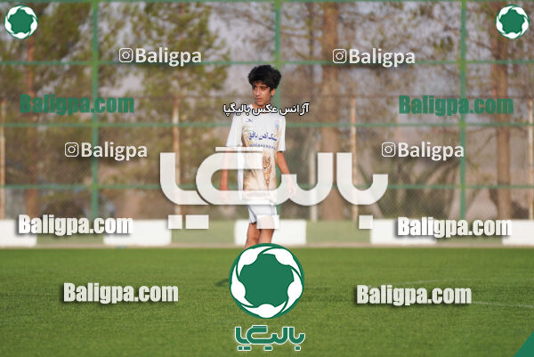 سنگ آهن نوین 1–1 نوین فولاد یزد