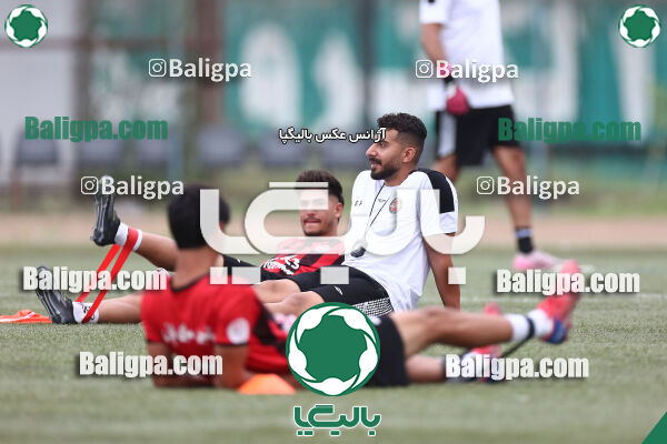 نساجی مازندران 2–2 تراکتور