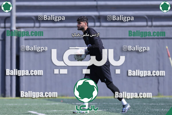 پیکان 2–2 شاهین