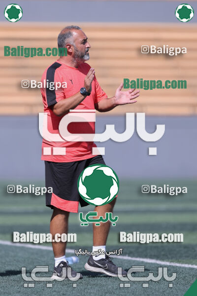 پیکان 2–2 شاهین
