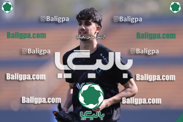 پیکان 2–2 شاهین