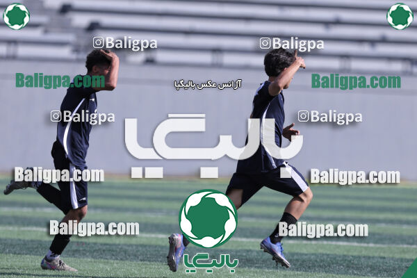 پیکان 2–2 شاهین