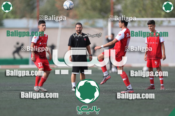 میهن آریو اسلامشهر 2–1 پرسپولیس