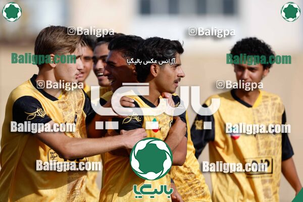 سپاهان 5–0 نفت اهواز