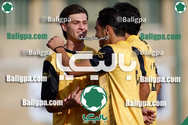 سپاهان 5–0 نفت اهواز