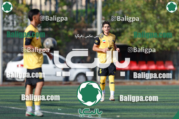 سپاهان 5–0 نفت اهواز