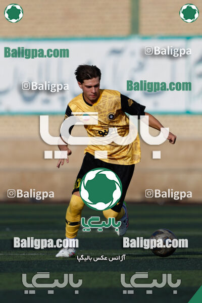 سپاهان 5–0 نفت اهواز