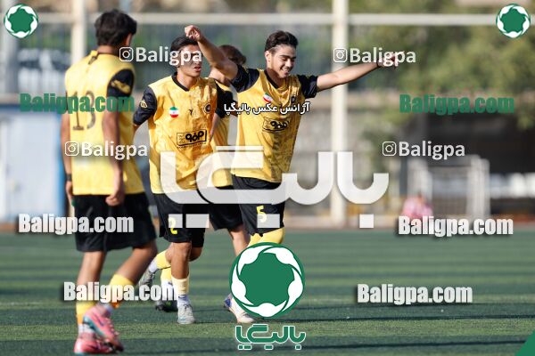 سپاهان 5–0 نفت اهواز
