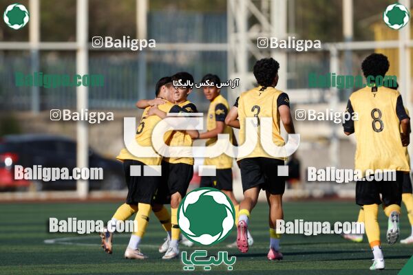 سپاهان 5–0 نفت اهواز